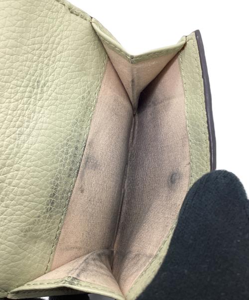 Chloe（クロエ）Chloe (クロエ) アルファベットスモールトリフォールドウォレット ライトグリーンの古着・服飾アイテム