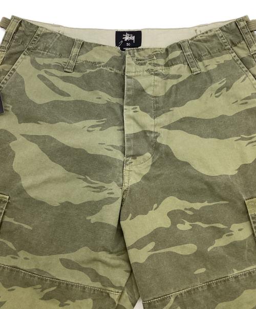stussy（ステューシー）stussy (ステューシー) JUNGLE CAMO SHORT（ジャングル カモ ショートパンツ） カーキ サイズ:30の古着・服飾アイテム