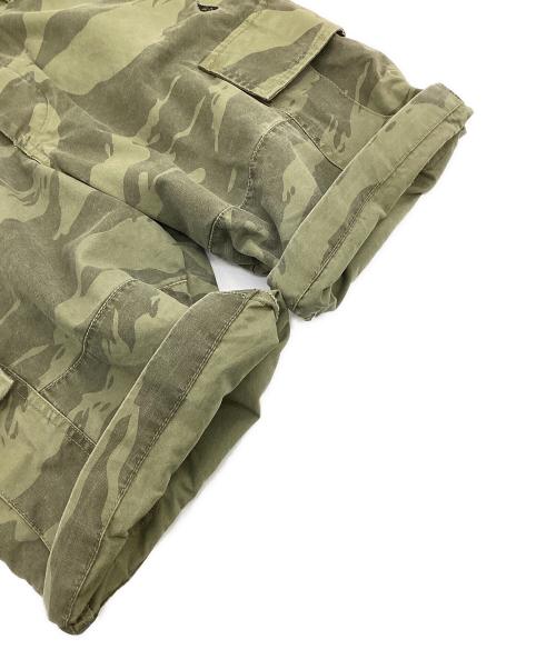 stussy（ステューシー）stussy (ステューシー) JUNGLE CAMO SHORT（ジャングル カモ ショートパンツ） カーキ サイズ:30の古着・服飾アイテム