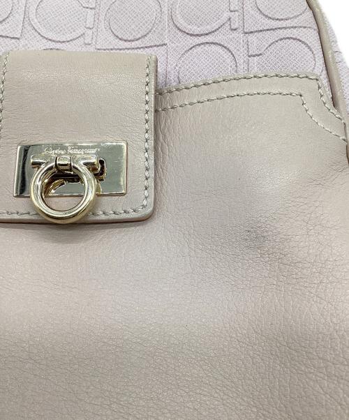 Salvatore Ferragamo（サルヴァトーレ フェラガモ）Salvatore Ferragamo (サルヴァトーレ フェラガモ) ガンチーニ ショルダーバッグ ピンクの古着・服飾アイテム