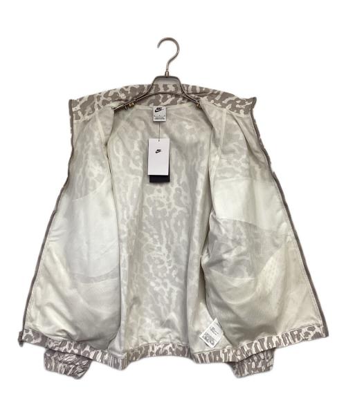 NIKE（ナイキ）NIKE (ナイキ) ウーブンジャケット グレー サイズ:Mの古着・服飾アイテム