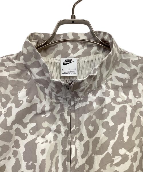 NIKE（ナイキ）NIKE (ナイキ) ウーブンジャケット グレー サイズ:Mの古着・服飾アイテム