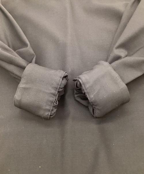 kurashi&trips publishing（クラシアンドトリップス パブリッシング）kurashi&trips publishing (クラシアンドトリップス パブリッシング) atelier naruse (アトリエナルセ) コクーン フォーマルワンピース ネイビー サイズ:-の古着・服飾アイテム