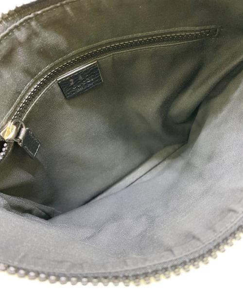 GUCCI（グッチ）GUCCI (グッチ) ナイロンショルダーバッグ ブラックの古着・服飾アイテム