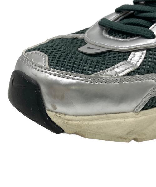 NIKE（ナイキ）NIKE (ナイキ) NIKE V2K RUN グリーン×アイボリー サイズ:US9.5の古着・服飾アイテム