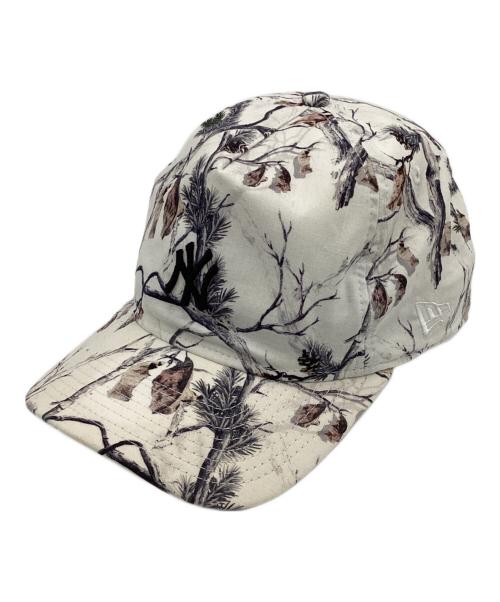 New Era（ニューエラ）New Era KITH GENUINE MERCHANDISE (ジェニュイン マーチャンダイズ) The Golfer Pine Tree Camo Hat（ゴルファー パインツリー カモ ハット） ホワイト サイズ:ONE SIZEの古着・服飾アイテム