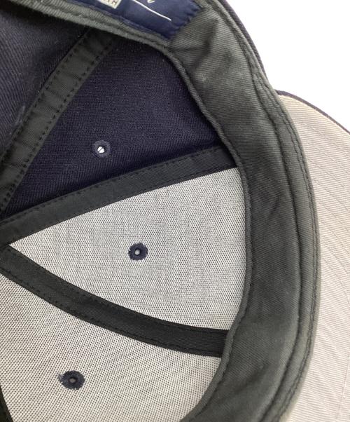 New Era（ニューエラ）New Era (ニューエラ) KITH (キス) GENUINE MERCHANDISE (ジェニュイン マーチャンダイズ) 59FIFTY SERIF TEAM CAP NAVY キャップ ネイビー サイズ:7 3/8の古着・服飾アイテム