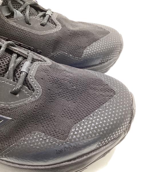 NEW BALANCE（ニューバランス）NEW BALANCE (ニューバランス) Dynasoft Nitrel v6 Gore Tex スニーカー ブラック サイズ:26㎝の古着・服飾アイテム