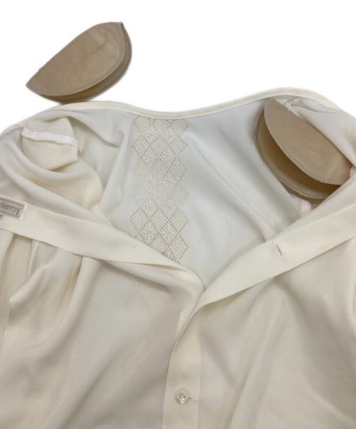 Burberry's（バーバリー）Burberry's (バーバリー) 長袖ブラウス アイボリー サイズ:7APの古着・服飾アイテム