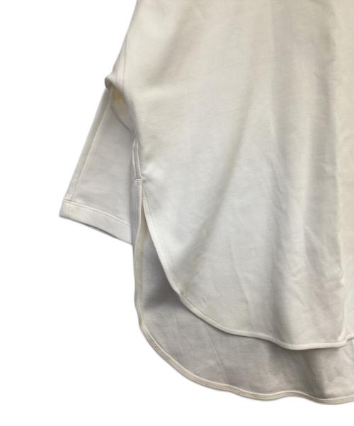 1er Arrondissement（プルミエ アロンディスモン）1er Arrondissement (プルミエ アロンディスモン) 長袖カットソー アイボリー サイズ:-の古着・服飾アイテム