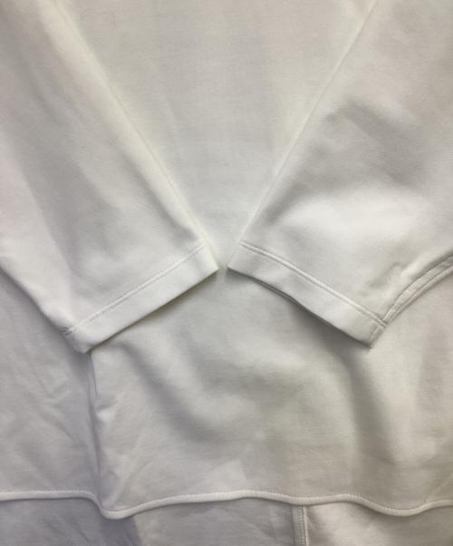 1er Arrondissement（プルミエ アロンディスモン）1er Arrondissement (プルミエ アロンディスモン) 長袖カットソー アイボリー サイズ:-の古着・服飾アイテム