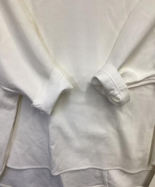 1er Arrondissement（プルミエ アロンディスモン）1er Arrondissement (プルミエ アロンディスモン) 長袖カットソー アイボリー サイズ:-の古着・服飾アイテム