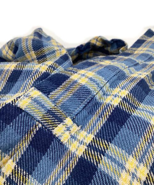 45R（フォーティファイブ・アール）45R (フォーティファイブ・アール) インドネルのタックフリルブラウス ブルー×ネイビー サイズ:-の古着・服飾アイテム