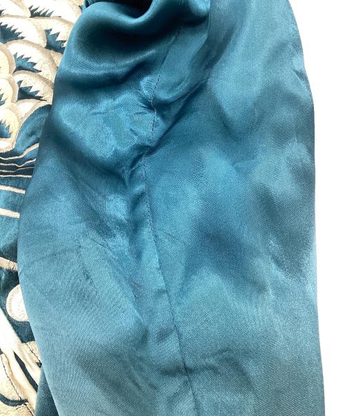 花旅楽団 JAPANESE CLASIC SCRIP（ハナタビガクダン）花旅楽団 JAPANESE CLASIC SCRIP (ハナタビガクダン) リバーシブルスカジャン ブラック×ブルー サイズ:Lの古着・服飾アイテム