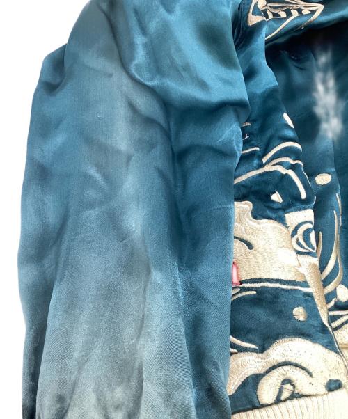 花旅楽団 JAPANESE CLASIC SCRIP（ハナタビガクダン）花旅楽団 JAPANESE CLASIC SCRIP (ハナタビガクダン) リバーシブルスカジャン ブラック×ブルー サイズ:Lの古着・服飾アイテム