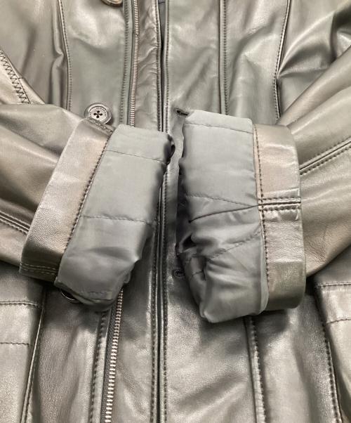 BURBERRY LONDON（バーバリーロンドン）BURBERRY LONDON (バーバリーロンドン) ダウンライナー付シープスキンコート ブラック サイズ:Mの古着・服飾アイテム