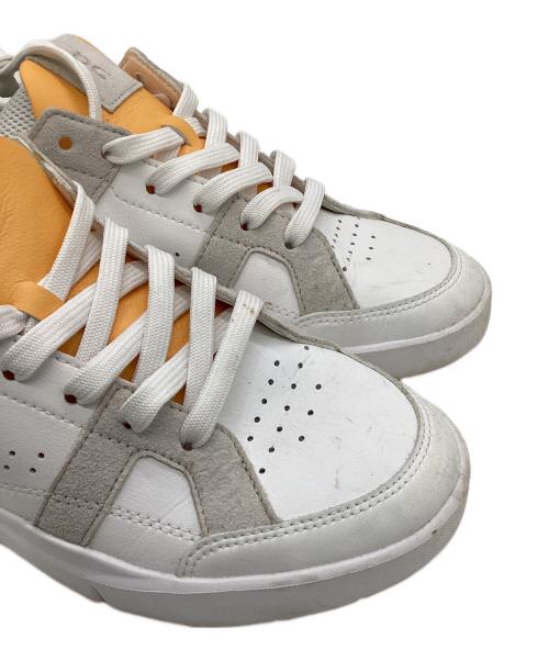 on（オン）on ROGER FEDERER On Running The Roger Advantage x Federer（オン ランニング ザ ロジャー アドバンテージ×フェデラー） ホワイト×オレンジ サイズ:EUR39の古着・服飾アイテム