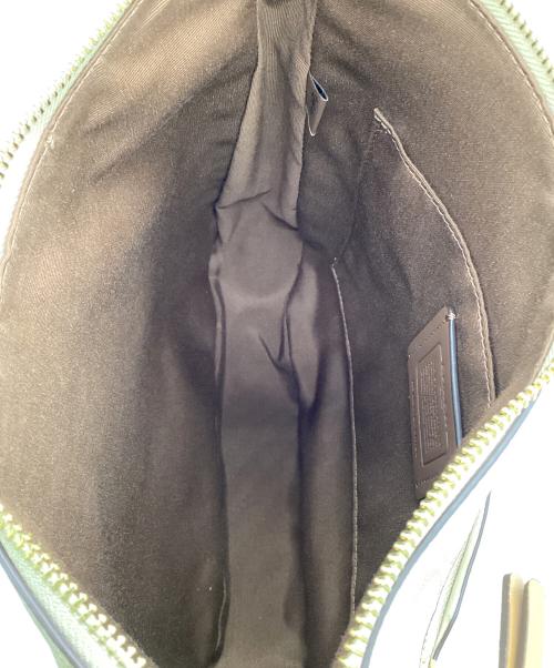 COACH（コーチ）COACH (コーチ) エリー ファイル バッグ シグネチャー キャンバス ストライプ アイボリーの古着・服飾アイテム