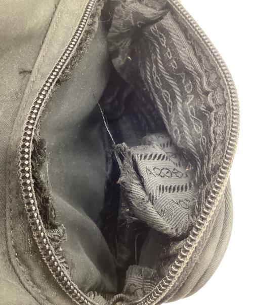 PRADA（プラダ）PRADA (プラダ) ナイロンショルダーポーチ ブラックの古着・服飾アイテム