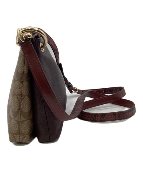 COACH（コーチ）COACH (コーチ) シグネチャー ショルダーバッグ ベージュ×レッドの古着・服飾アイテム