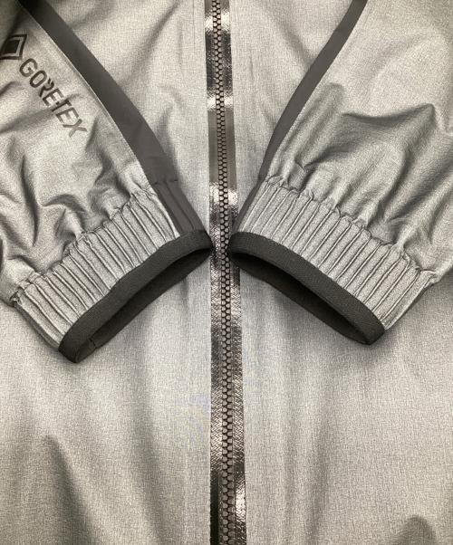 THE NORTH FACE（ザ ノース フェイス）THE NORTH FACE (ザ ノース フェイス) GTX Track Jacket（GTX トラックジャケット） グレー サイズ:Mの古着・服飾アイテム