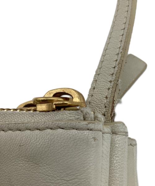 CELINE（セリーヌ）CELINE (セリーヌ) ショルダーバッグ アイボリーの古着・服飾アイテム