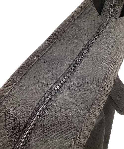 OAKLEY（オークリー）OAKLEY (オークリー) Enhance Tote 8.0（エンハンス トート 8.0） ブラックの古着・服飾アイテム