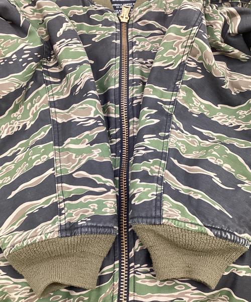 ALPHA（アルファ）ALPHA (アルファ) タイガーカモ フライトジャケット グリーン×ブラック サイズ:XLの古着・服飾アイテム