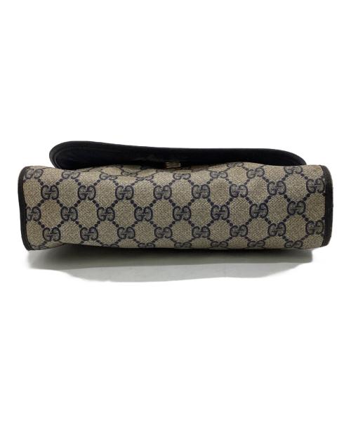 GUCCI（グッチ）GUCCI (グッチ) クラッチバッグ ベージュの古着・服飾アイテム