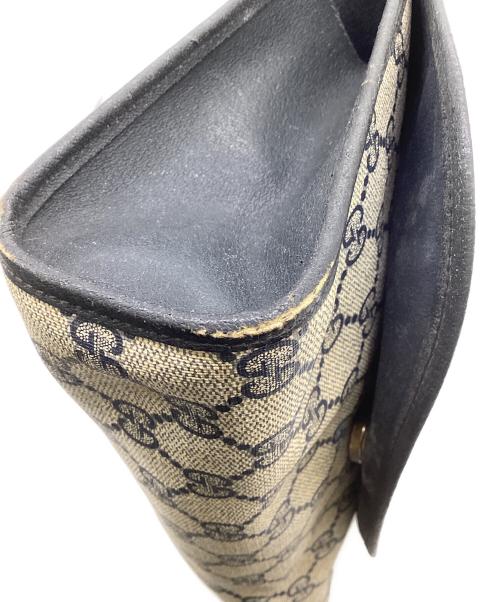 GUCCI（グッチ）GUCCI (グッチ) クラッチバッグ ベージュの古着・服飾アイテム