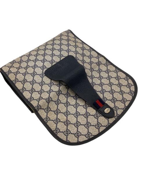 GUCCI（グッチ）GUCCI (グッチ) クラッチバッグ ベージュの古着・服飾アイテム