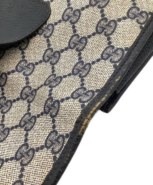 GUCCI（グッチ）GUCCI (グッチ) クラッチバッグ ベージュの古着・服飾アイテム