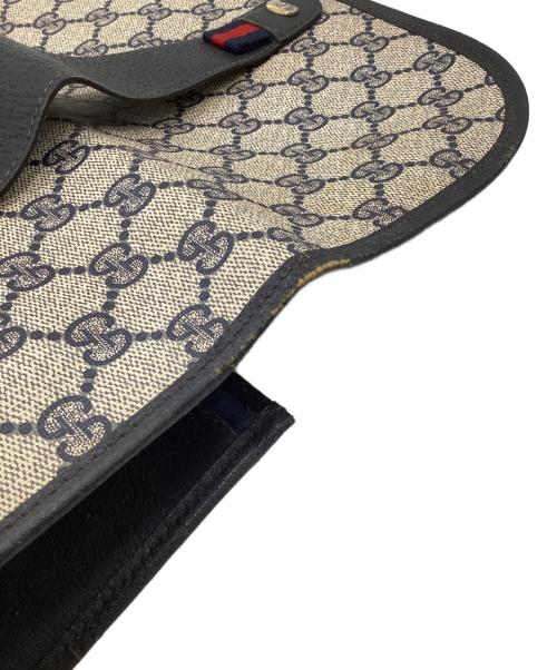 GUCCI（グッチ）GUCCI (グッチ) クラッチバッグ ベージュの古着・服飾アイテム