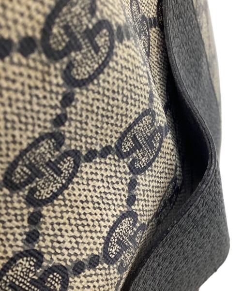 GUCCI（グッチ）GUCCI (グッチ) クラッチバッグ ベージュの古着・服飾アイテム