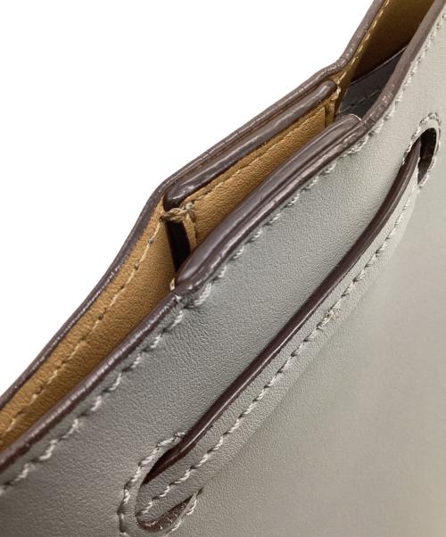 LAUREN RALPH LAUREN（ローレンラルフローレン）LAUREN RALPH LAUREN (ローレンラルフローレン) ショルダーバッグ グレーの古着・服飾アイテム