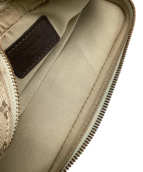 LOUIS VUITTON（ルイ ヴィトン）LOUIS VUITTON (ルイ ヴィトン) モノグラム・ミニ ジュリエットMM ショルダーバッグ ホワイトの古着・服飾アイテム