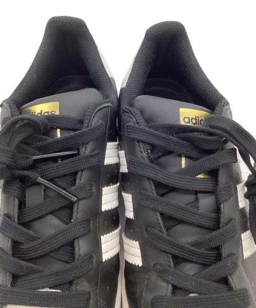 adidas（アディダス）adidas (アディダス) Superstar（スーパースター）スニーカー ブラック サイズ:22.5㎝の古着・服飾アイテム