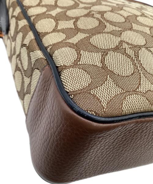 COACH（コーチ）COACH (コーチ) トンプソン クロスボディ シグネチャー ジャカード ウィズ ヴァーシティ ストライプ ブラウンの古着・服飾アイテム