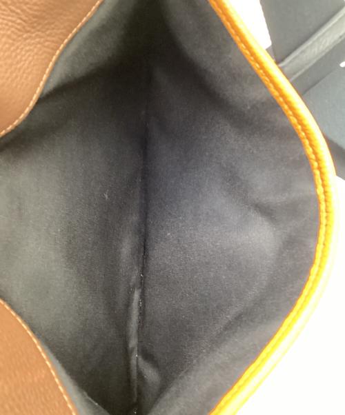 COACH（コーチ）COACH (コーチ) トンプソン クロスボディ シグネチャー ジャカード ウィズ ヴァーシティ ストライプ ブラウンの古着・服飾アイテム