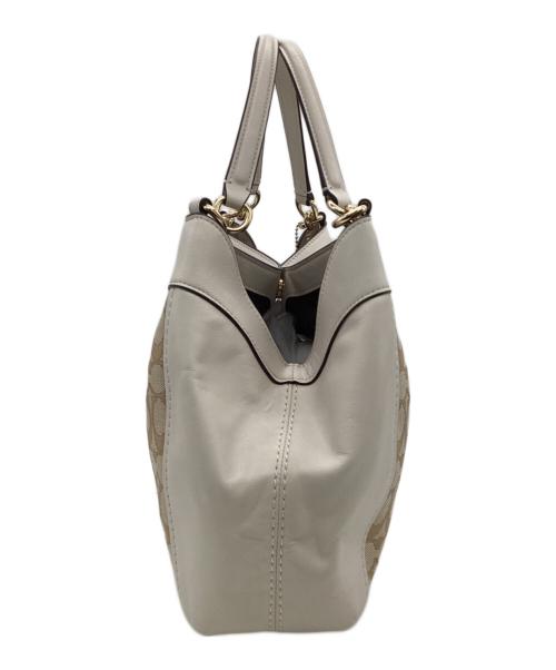 COACH（コーチ）COACH (コーチ) シグネチャー ハンドバッグ ベージュ×ホワイトの古着・服飾アイテム