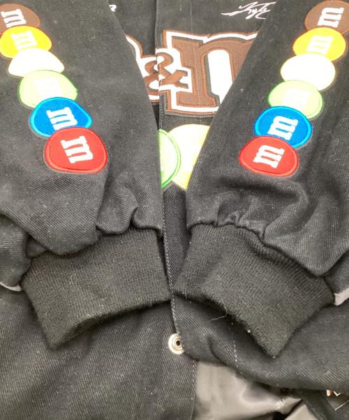 NASCAR by JH Design（ナスカーバイジェイエイチデザイン）NASCAR by JH Design (ナスカーバイジェイエイチデザイン) M&M (エムアンドエム) M&M's レーシングジャケット ブラック×レッド サイズ:Lの古着・服飾アイテム