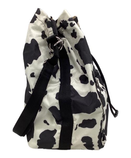 LeSportsac（レスポートサック）LeSportsac (レスポートサック) 巾着ショルダーバッグ ブラック×ホワイトの古着・服飾アイテム