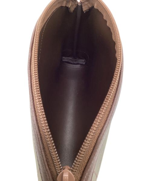 Burberry's（バーバリー）Burberry's (バーバリー) クラッチバッグの古着・服飾アイテム