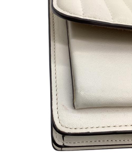 COACH（コーチ）COACH (コーチ) クレア クロスボディ ウィズ ライナー キルティング ホワイトの古着・服飾アイテム
