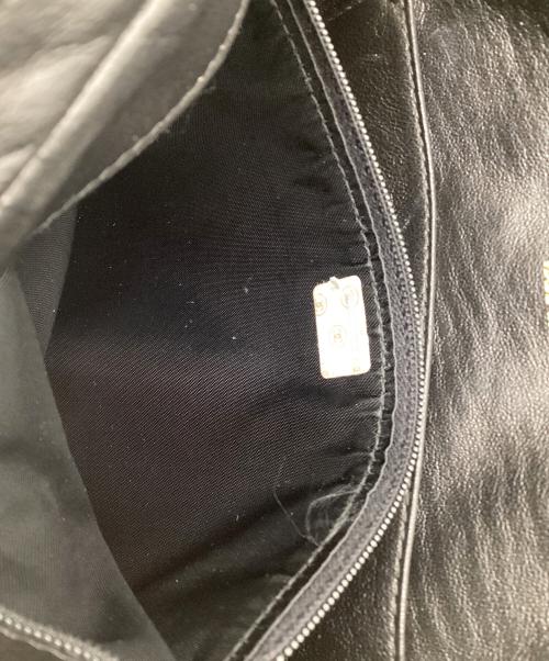 CHANEL（シャネル）CHANEL (シャネル) チェーンショルダーバッグ ブラックの古着・服飾アイテム