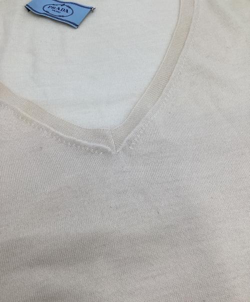 PRADA（プラダ）PRADA (プラダ) ハイゲージ Vネックニット ベージュ サイズ:36の古着・服飾アイテム