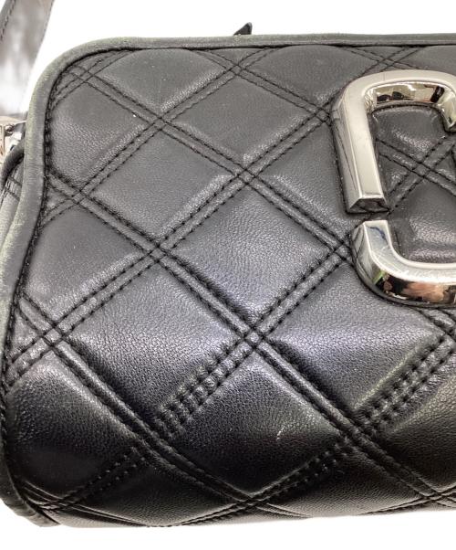 MARC JACOBS（マークジェイコブス）MARC JACOBS (マークジェイコブス) THE QUILTED SOFTSHOT 21（ザ キルテッド ソフトショット 21）ショルダーバッグ ブラックの古着・服飾アイテム