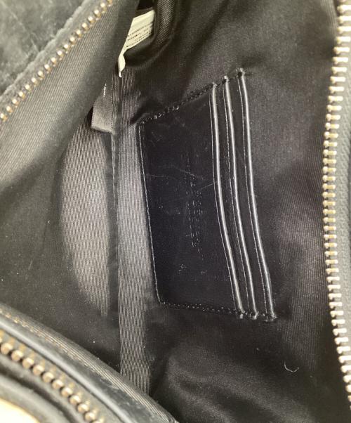 MARC JACOBS（マークジェイコブス）MARC JACOBS (マークジェイコブス) THE QUILTED SOFTSHOT 21（ザ キルテッド ソフトショット 21）ショルダーバッグ ブラックの古着・服飾アイテム