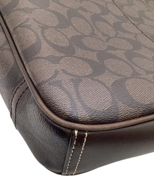 COACH（コーチ）COACH (コーチ) シグネチャー ショルダーバッグ ブラウンの古着・服飾アイテム