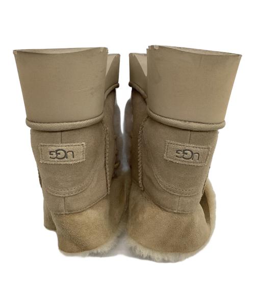 UGG（アグ）UGG (アグ) Esmee Lace Up（エスミー レースアップ）  ベージュ サイズ:22㎝の古着・服飾アイテム